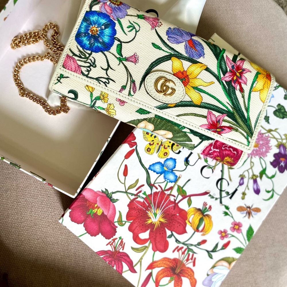 Gucci Limited Edition Flora Wallet on Chain Strap Bag Beige Canvas GG Logo - Picture 3 of 11